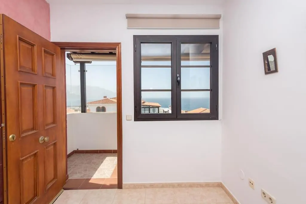 Atico Con Terraza En Agaete Apartman Agaete  Spanyolország