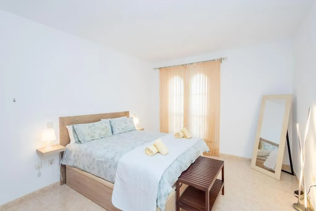 Atico Con Terraza En Agaete Apartman Agaete  0*, Agaete (Gran Canaria)
